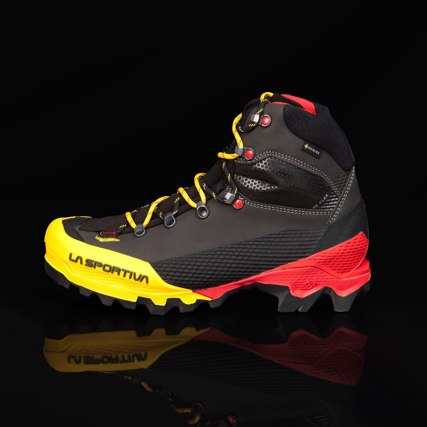 Aequilibrium LT GTX Black/Yellow