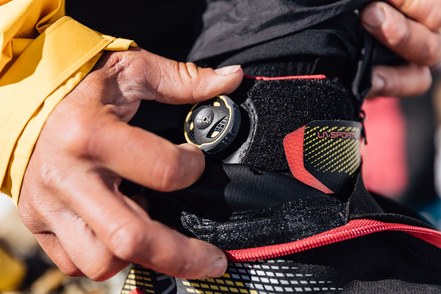 Aequilibrium Top GTX Black/Yellow