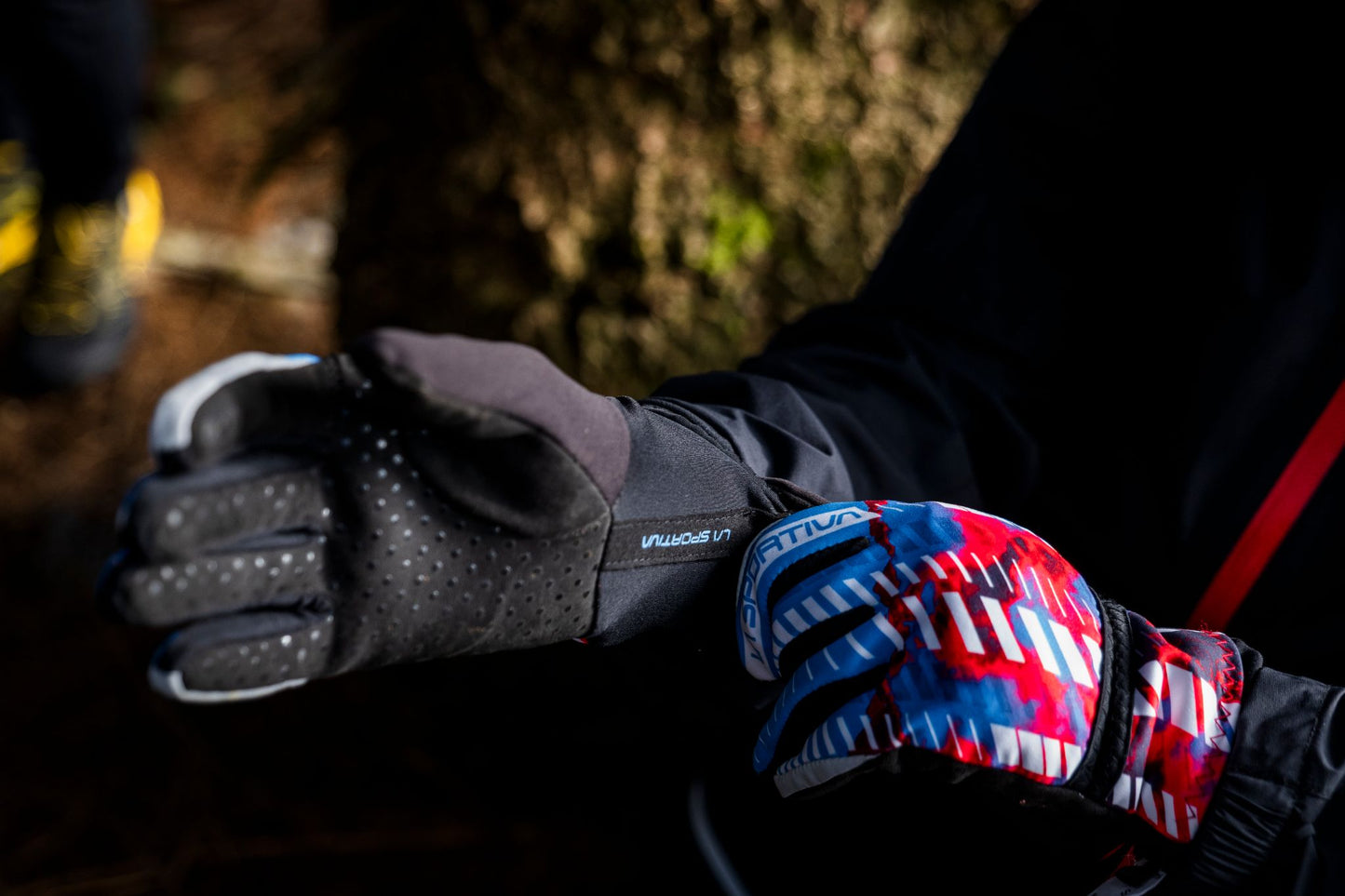 Trail Gloves W Malibu Blue/Hibiscus