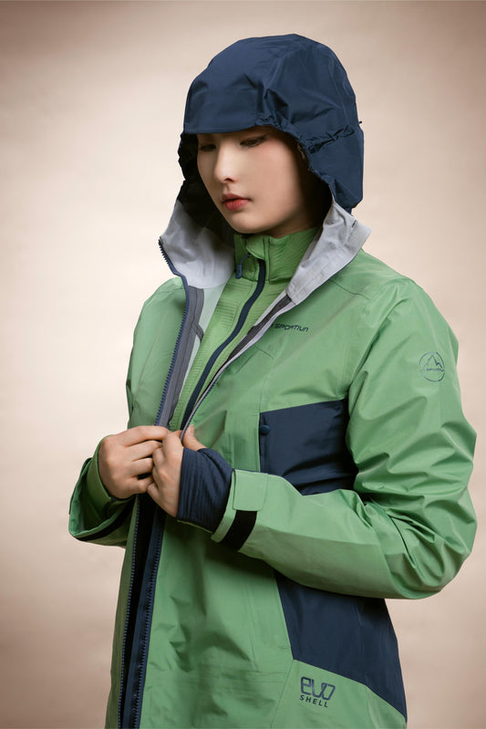Discover Shell Jkt Woman Aspen Green/Night Sky