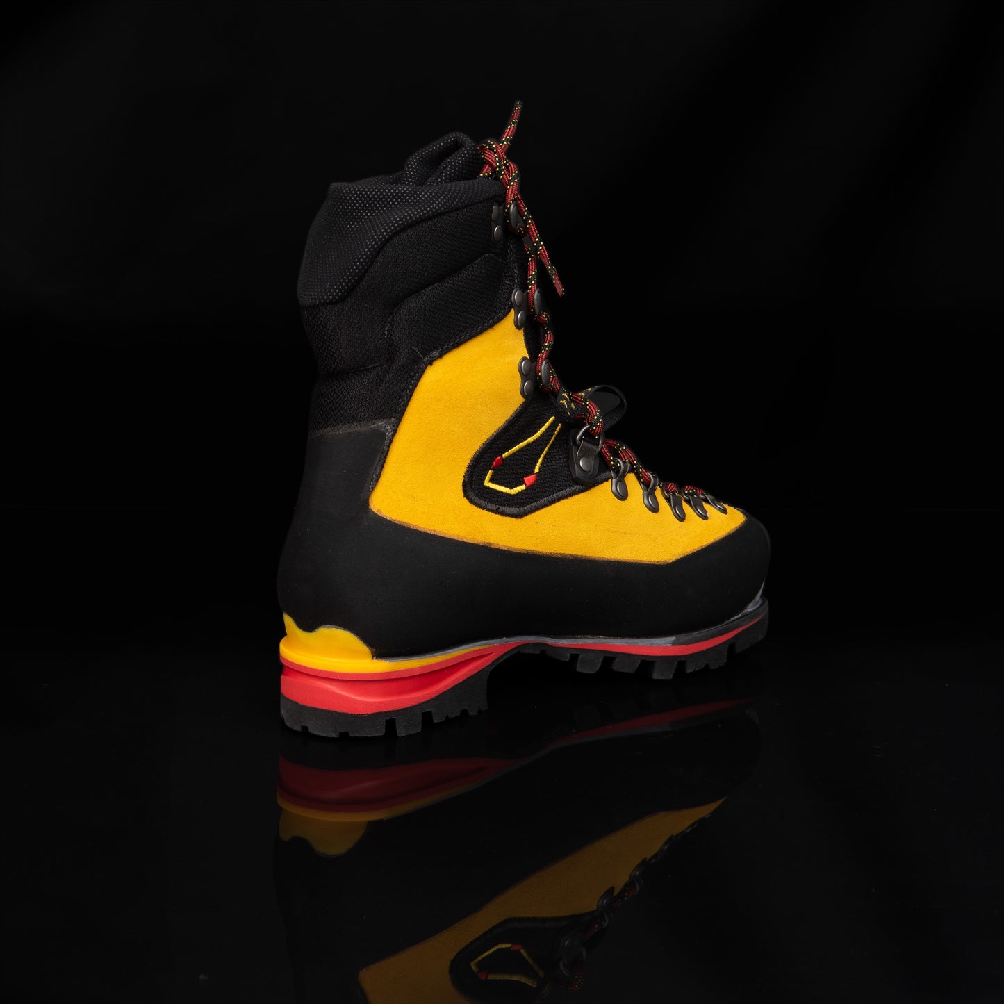 Nepal Cube GTX Yellow