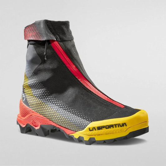 La Sportiva Aequilibrium Top GTX Black/Yellow GORE-TEX waterproof mountaineering boot.