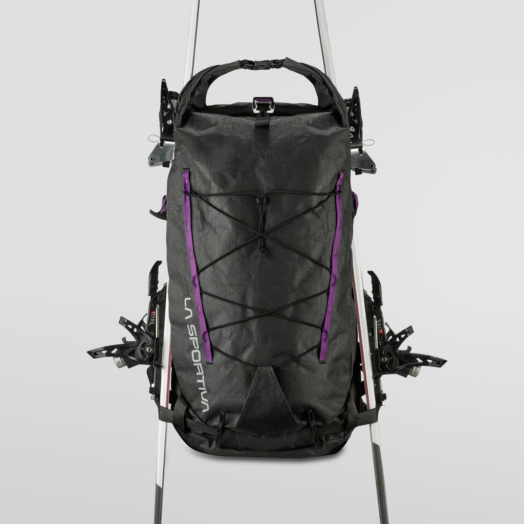 Challenger 28 Backpack Black