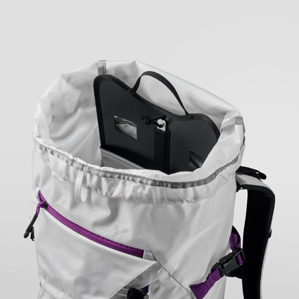 Granite 32 Backpack Chalk/Black